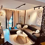 M Boutique *
